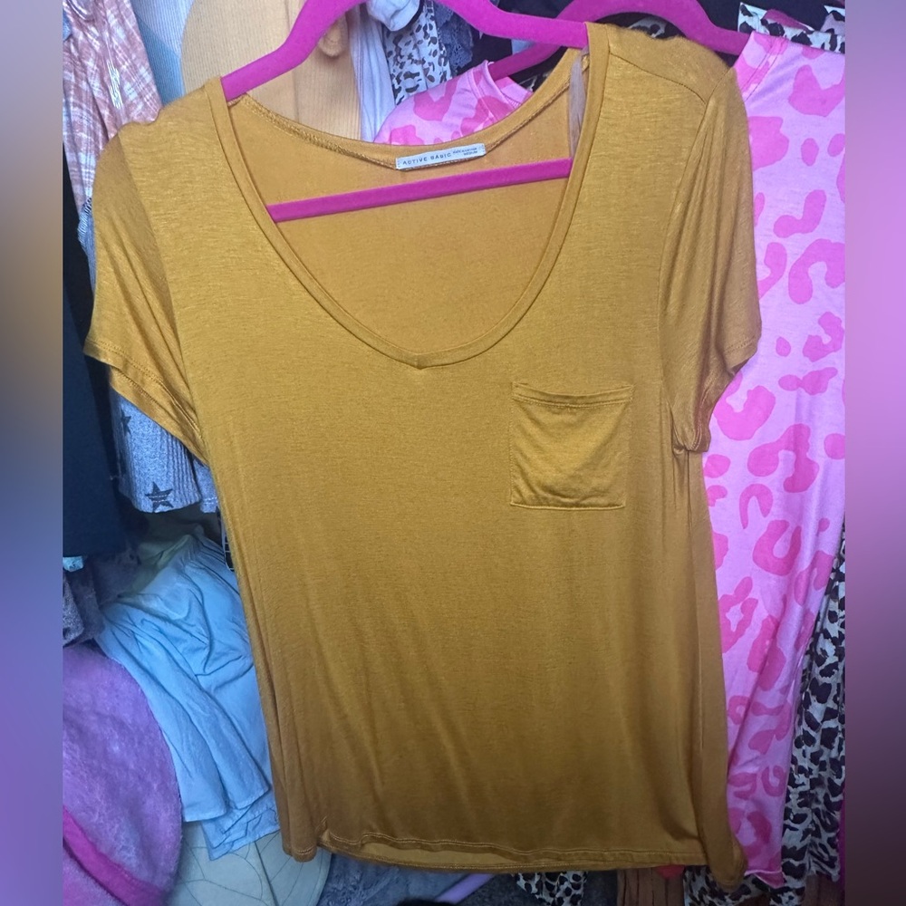 Active basic shirt - Picture 2 of 4